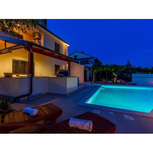 Holiday Home in Pula with Pool