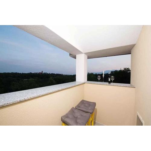 Holiday home in Rijeka 49910