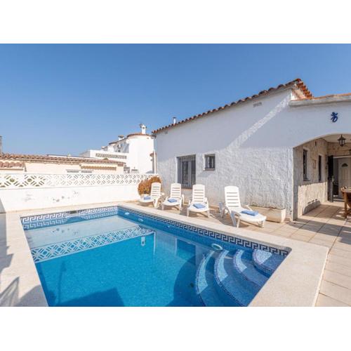 Holiday Home Louise by Interhome