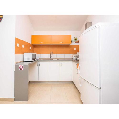Holiday Home Marinela - Four Bedroom Holiday Home with Swimming Pool