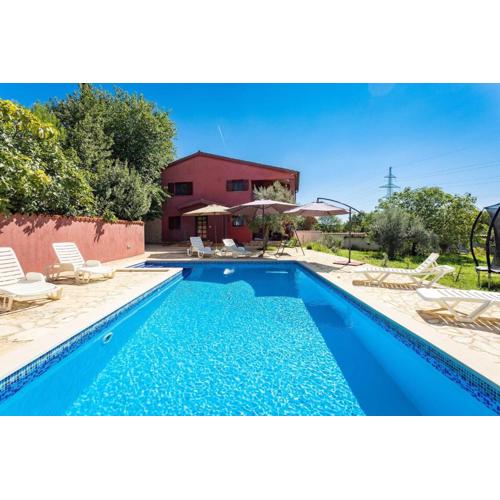 Holiday Home Pina
