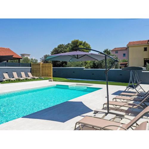 Holiday Home Sonja by Interhome
