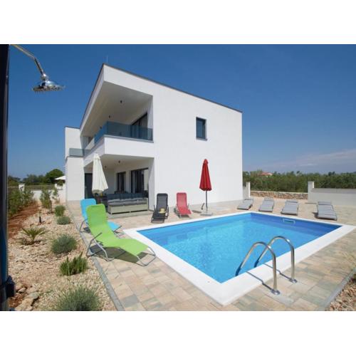 Holiday Home Sunrise by Interhome