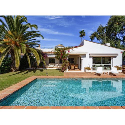 Holiday Home Villa Alcornoque by Interhome