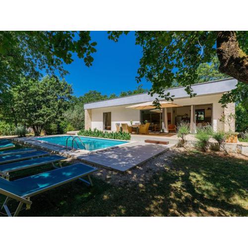 Holiday Home Villa Frleti by Interhome