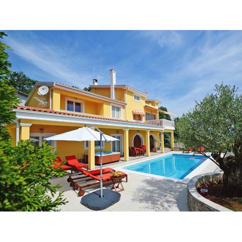Holiday Home Villa Olea by Interhome