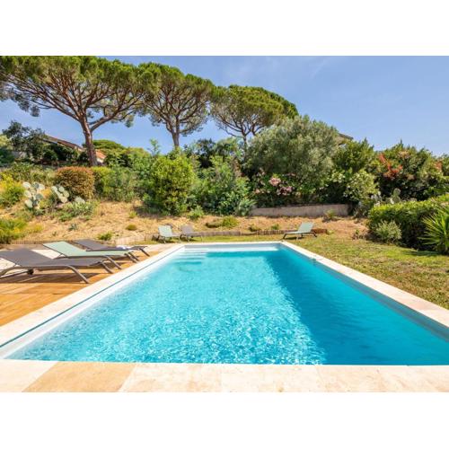 Holiday Home Villa Rigaou n-4 by Interhome