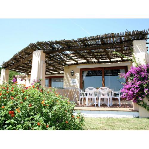 Holiday Home with Pool in Stintino