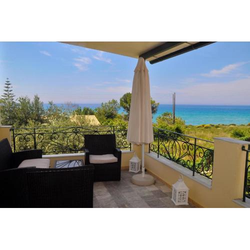 Holiday House Angelos C on Agios Gordios Beach