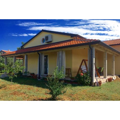 Holiday house EMC