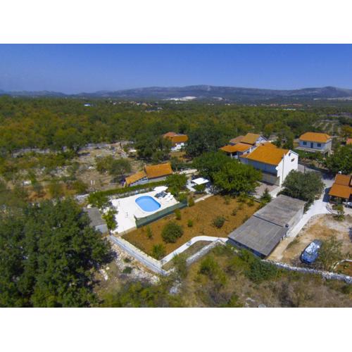 Holiday House Pod Suncem