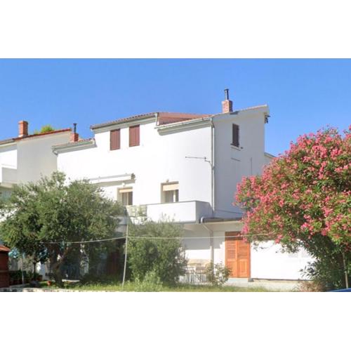 Holiday house with a parking space Banjol, Rab - 24620