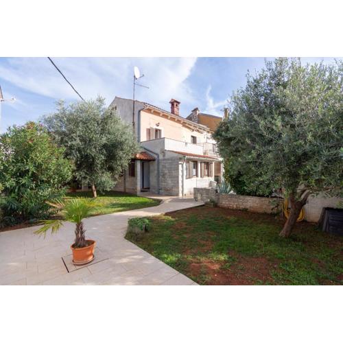 Holiday house with a parking space Valtura, Pula - 16611