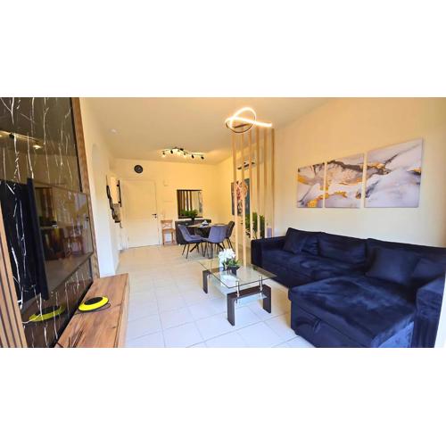 Holiday in Paphos, Prime Location Resort Pools, Jacuzzis, Harbor & 300m to the Beach