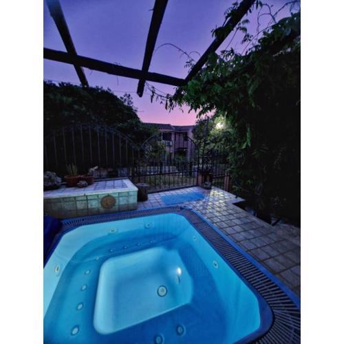 Holiday Vibes Relax
