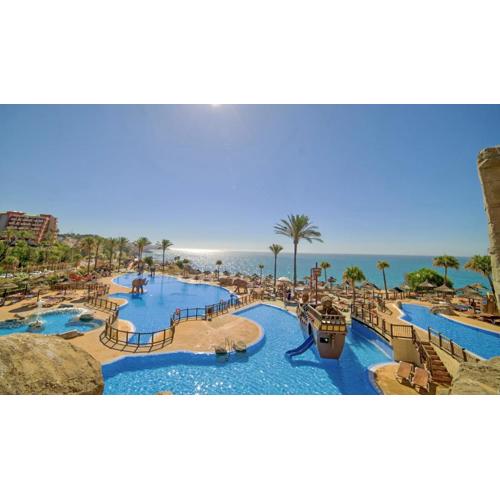 Holiday World Resort