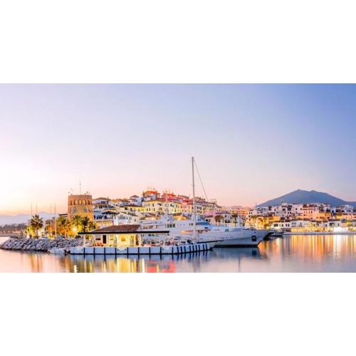 Holidays Banus
