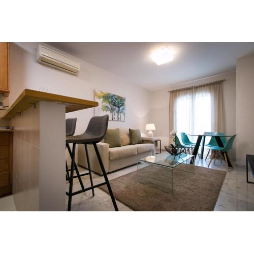 Holidays2Malaga Penia French Balcony & Smart TV
