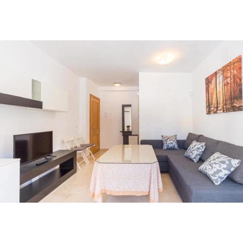 Holidays2Malaga Ventura apartment close old town