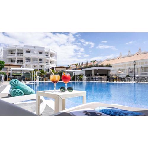 Hollywood Mirage - Excel Hotels & Resorts