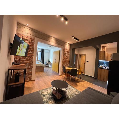 HOME 12