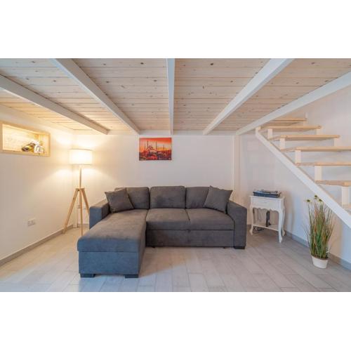 Home Eleinad