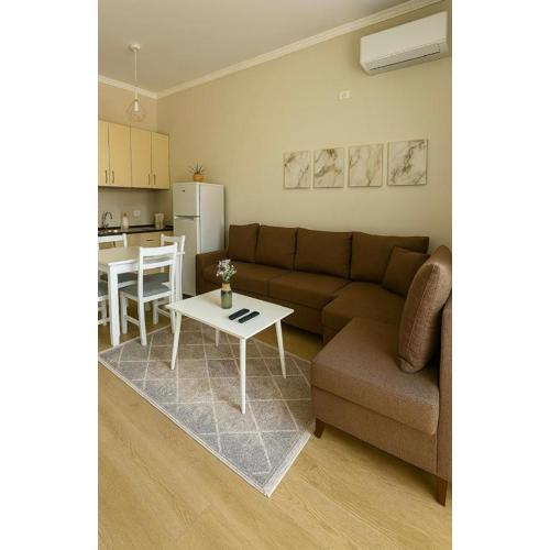 Home Inn Apartaments