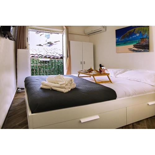 Home La Marina