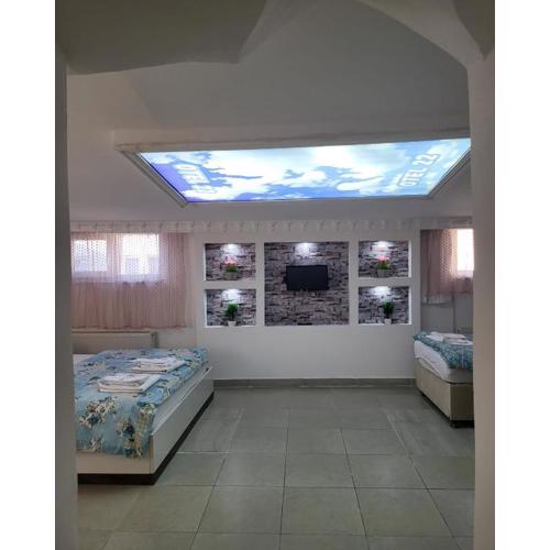 Home OTEL 22