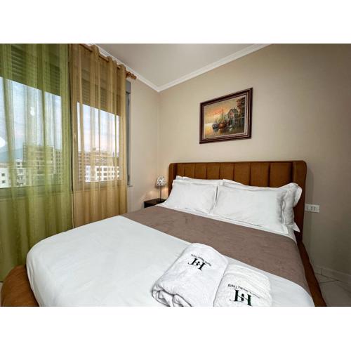 Home Select Tirana 4