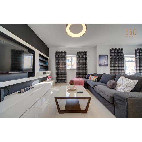 Homey & Modern 2BR home in an amazing location by 360 Estates