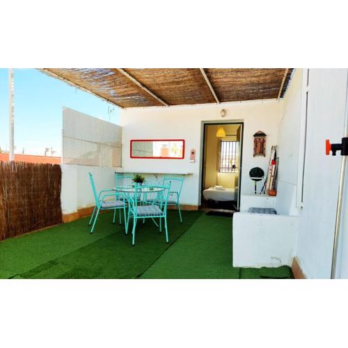 HomeySeville-Duplex con Terraza Santa Cruz 5 pax, Parking Optional