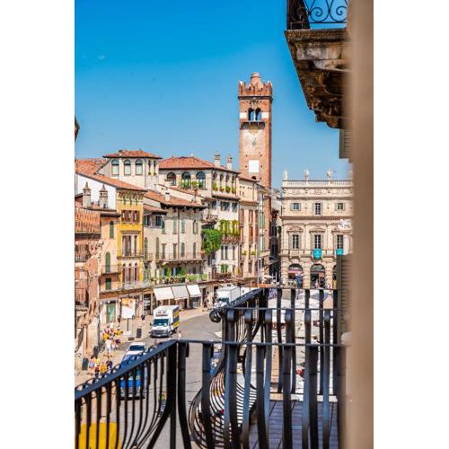 Hoomee Piazza Erbe