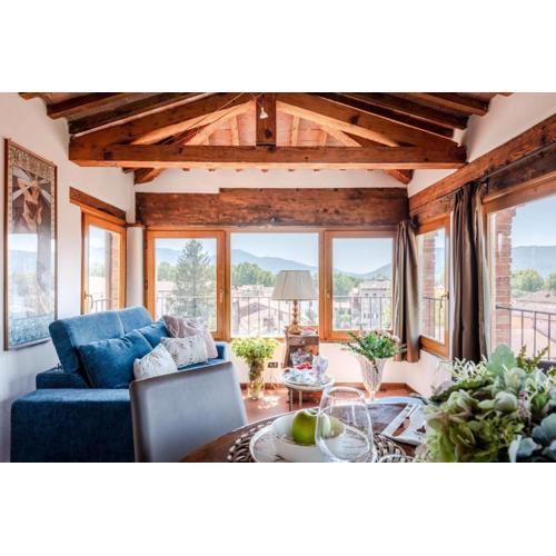 Horizon Panoramic penthouse with elevator in Lucca