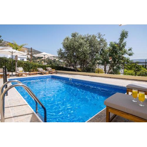 Horizon Villa by Nomads - 5min to Coral Bay Beach