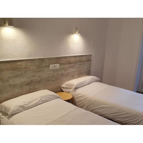 Hostal Ginebra -Madrid Centro Gran Vía Sol-