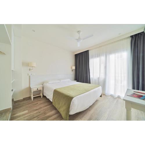 Hostal Sol y Miel