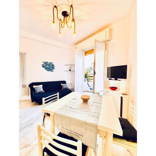 Hostdomus - Cozy corner near the sea