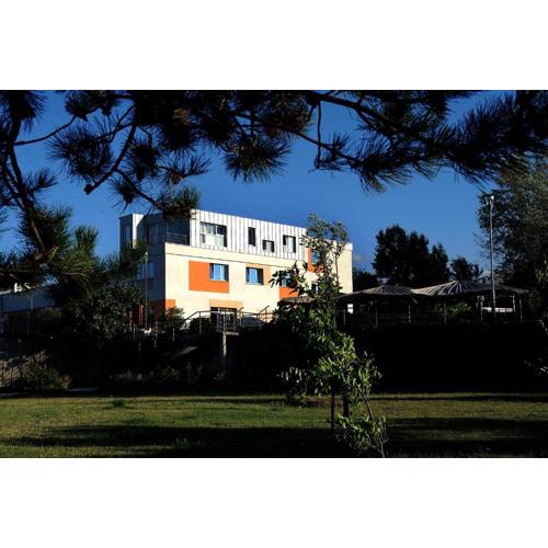 Hostel Dharma