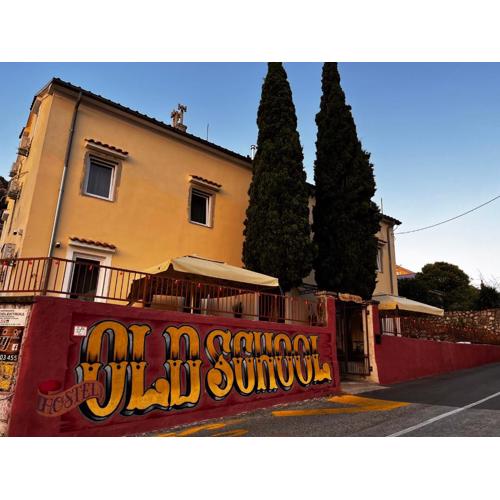 Hostel Old School