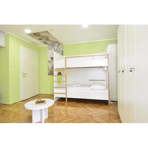 Hostel Sv. Lovre