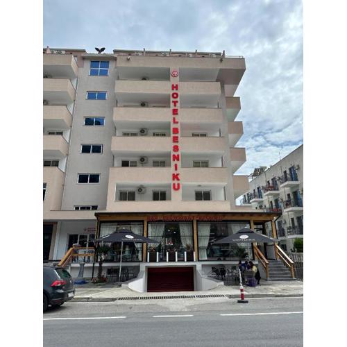 Hotel and Apartments Besniku