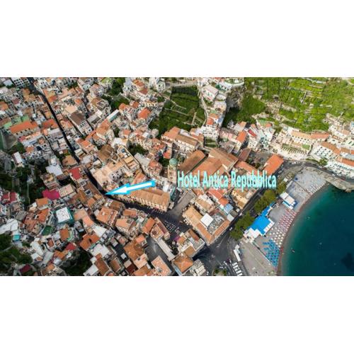 Hotel Antica Repubblica in Amalfi center at 100mt from the sea