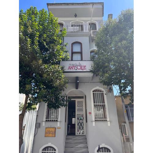 Hotel Antique