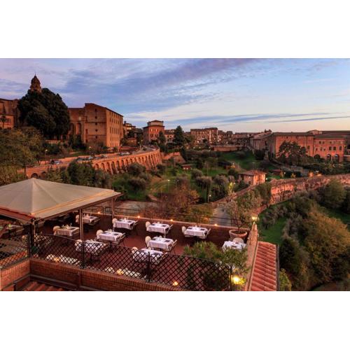 Hotel Athena