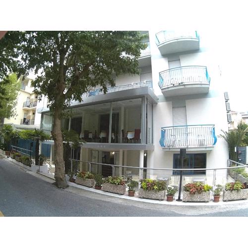 Hotel Azzurro