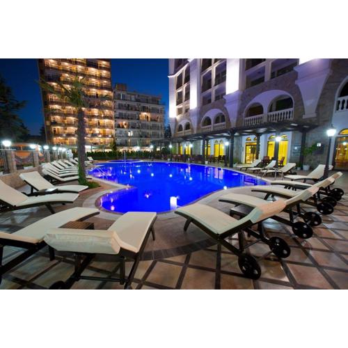 Hotel Babylon