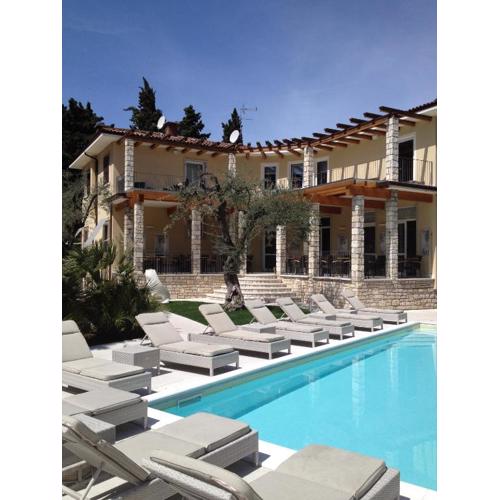 Hotel Baia dei Pini