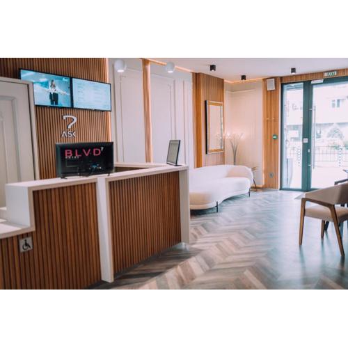 Hotel BLVD 7