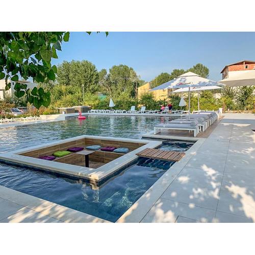 Hotel Bora Bora velipoja